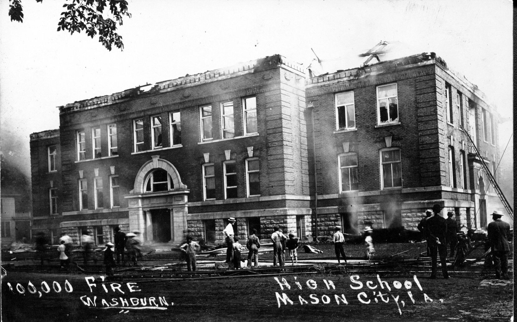 High School fire 1911 02.jpg